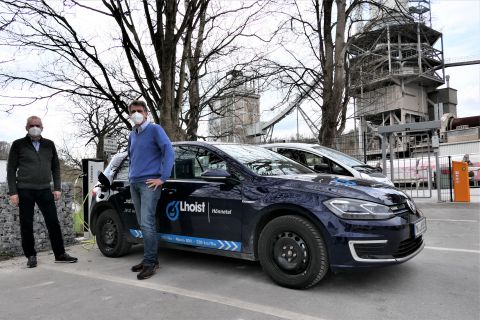Gr&uuml;ne Ladestation f&uuml;r Lhoists Elektro-Flotte